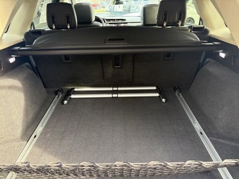 Used 2018 Cadillac XT5 Luxury w/ Driver Awareness Package image 7