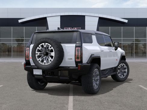 New 2026 GMC Hummer EV SUV w/ LPO, Sport Package AWD/4WD image 4