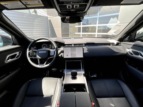 New 2026 Land Rover Range Rover Velar Dynamic SE image 5