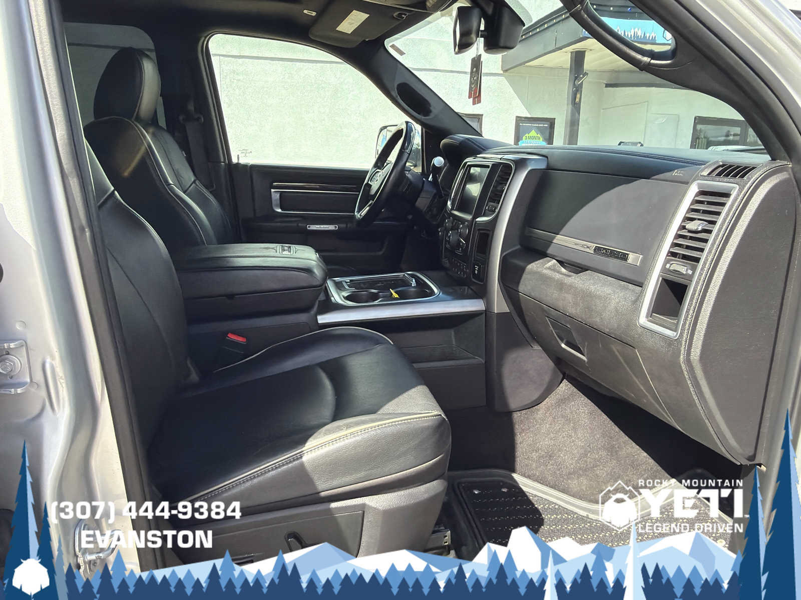 Used 2017 RAM 2500 Limited AWD/4WD image 11
