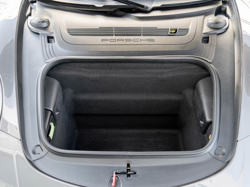 Used 2017 Porsche 911 Carrera 4S image 37