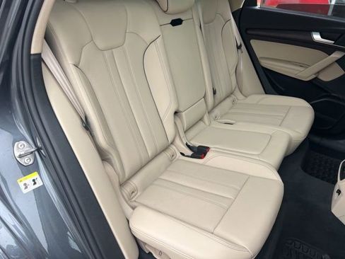 Used 2024 Audi Q5 2.0T Premium Plus image 35