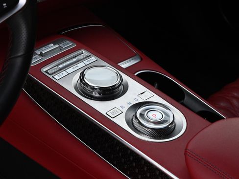 Used 2024 Genesis GV70 3.5T Sport w/ Sport Prestige Package image 22