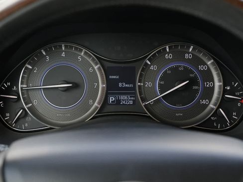 Used 2014 INFINITI QX80 2WD w/ Deluxe Touring Package image 12