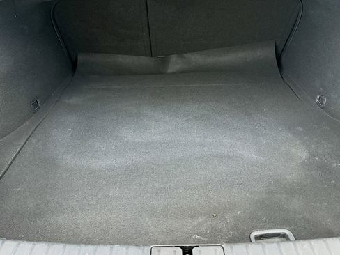 Used 2023 Genesis G70 2.0T RWD image 31