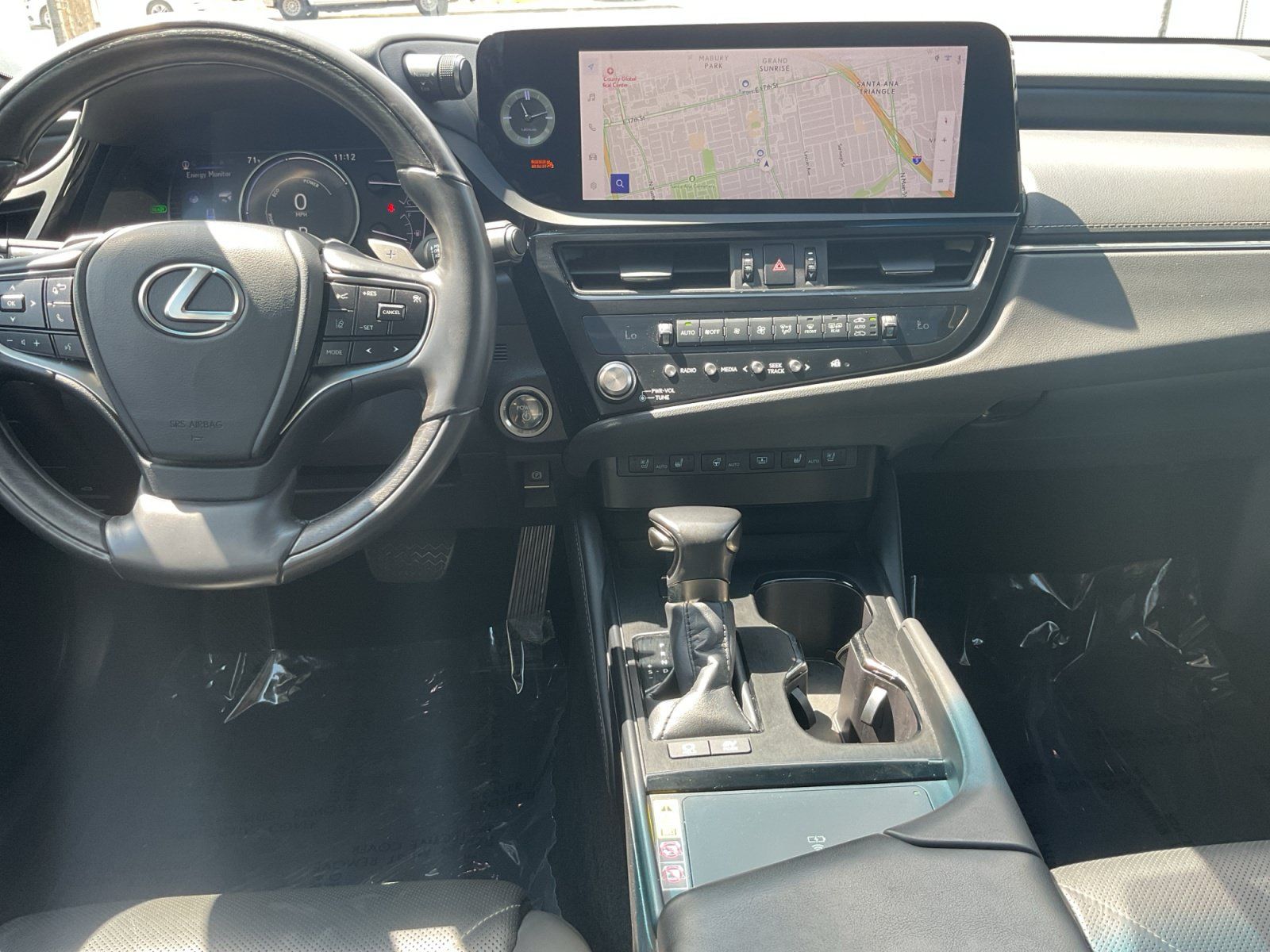 Used 2024 Lexus ES 300h w/ Accessory Package (Z2) FWD image 16