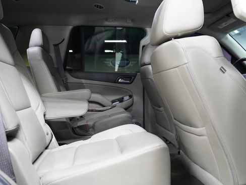 Used 2020 GMC Yukon SLT w/ Open Road Package RWD image 21