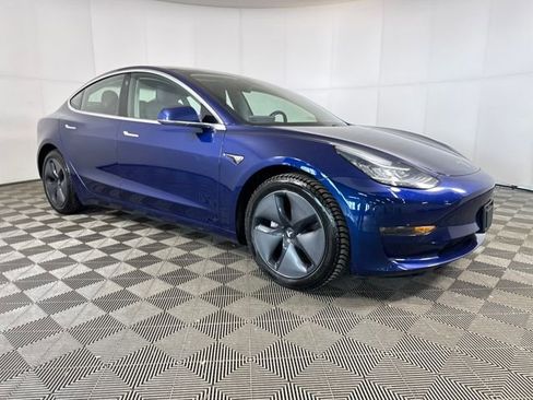 Used 2018 Tesla Model 3 Long Range image 2