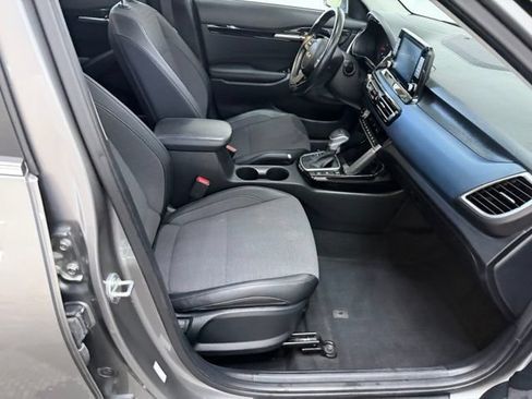 Used 2023 Kia Seltos S AWD/4WD image 40