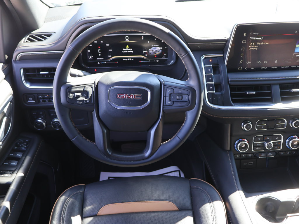 Used 2024 GMC Yukon AT4 w/ AT4 Premium Package AWD/4WD image 15