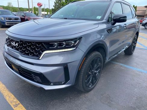 Used 2023 Kia Sorento SX AWD/4WD image 6