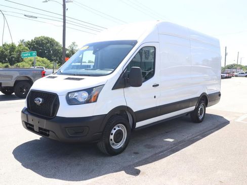 Used 2025 Ford Transit 250 148 High Roof Extended image 3