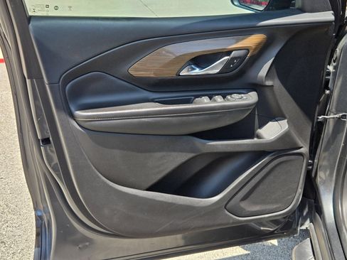 Used 2019 GMC Terrain SLE w/ Driver Convenience Package FWD image 10