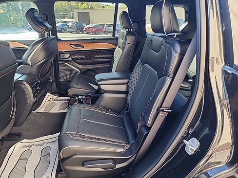 Used 2021 Jeep Grand Cherokee L Summit image 25