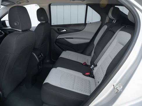 Used 2022 Chevrolet Equinox LS w/ LPO, Floor Liner Package image 34