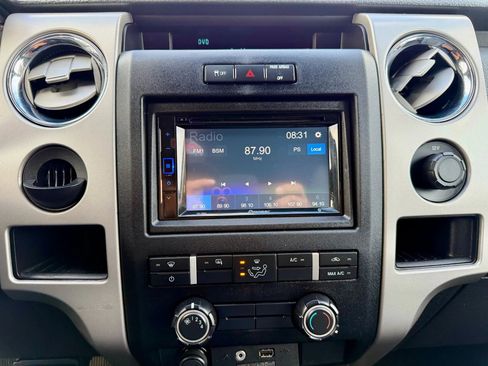 Used 2011 Ford F150 XLT w/ XLT Chrome Pkg image 14