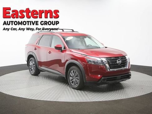 Used 2024 Nissan Pathfinder SV AWD/4WD image 51