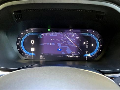 Certified 2022 Volvo XC60 B5 Momentum image 12