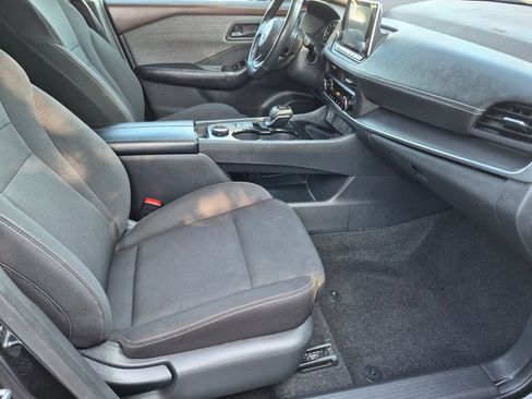 Used 2023 Nissan Rogue S AWD/4WD image 25