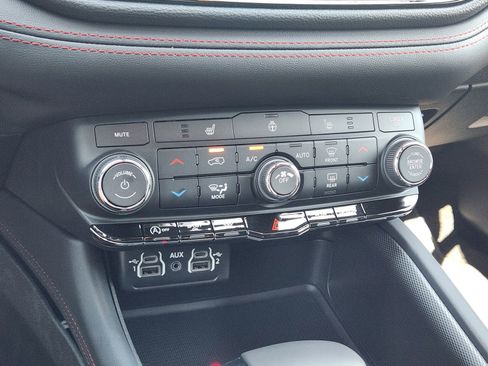 New 2026 Dodge Durango GT w/ Blacktop Package RWD image 18