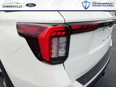 New 2026 Ford Explorer ST-Line w/ ST-Line Street Pack RWD image 37