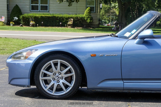 Used 2004 Honda S2000 image 4