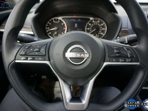 Used 2024 Nissan Altima 2.5 SV image 35