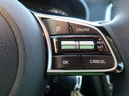 Used 2020 Kia Optima LX image 36