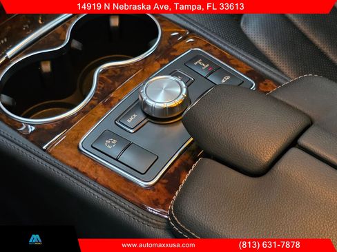 Used 2012 Mercedes-Benz CLS 550 w/ Premium I Pkg image 24