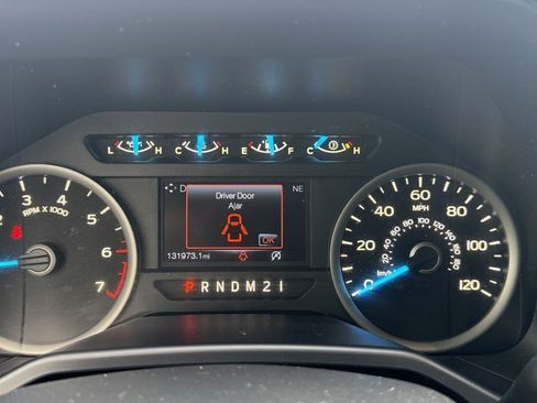 Used 2015 Ford F150 XLT w/ Equipment Group 302A Luxury image 24