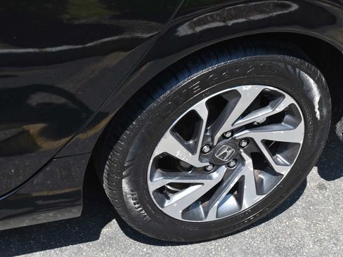 Used 2016 Honda Civic EX image 37
