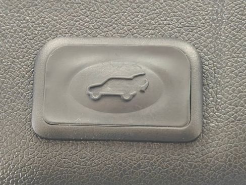 Used 2015 GMC Acadia SLT AWD/4WD image 36