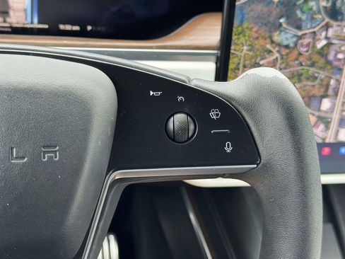 Used 2022 Tesla Model X AWD/4WD image 9