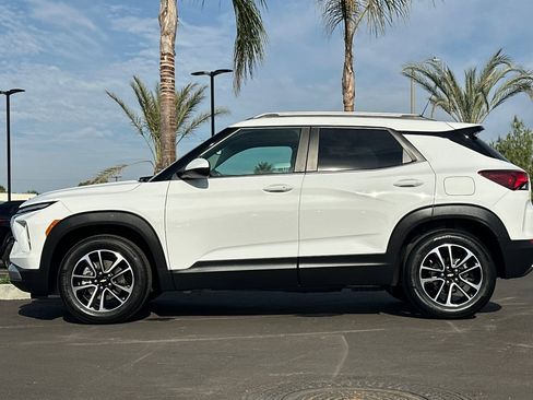 Used 2024 Chevrolet TrailBlazer LT w/ Convenience Package image 7