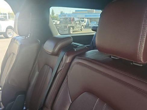 Used 2024 Ford Expedition Max Limited image 13