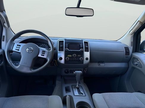 Used 2016 Nissan Frontier SV w/ SV Value Truck Package AWD/4WD image 20