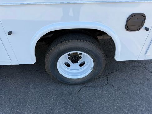 New 2026 Ford E-350 and Econoline 350 Super Duty w/ Power Equipment Group image 28