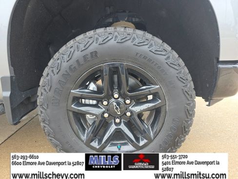 Used 2024 Chevrolet Silverado 1500 Custom Trail Boss AWD/4WD image 21