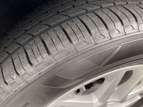 Certified 2024 Chevrolet Equinox LT image 22