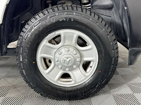 Used 2023 RAM 3500 Tradesman image 39