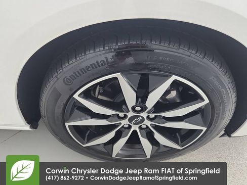 Used 2024 Chevrolet Malibu RS FWD image 31