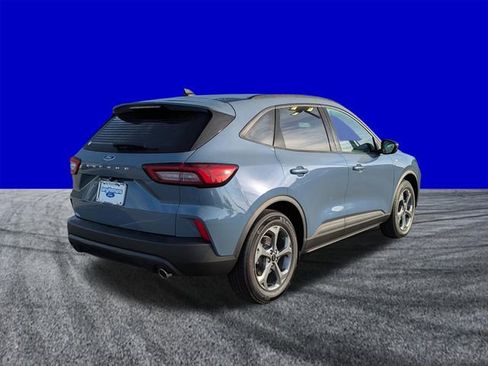 Certified 2026 Ford Escape ST-Line image 4
