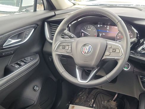Used 2023 Buick Envision Essence image 33