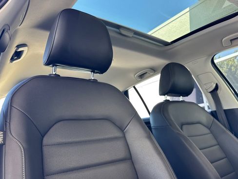 Used 2015 Volkswagen Golf SEL w/ Lighting Package (SEL) FWD image 21