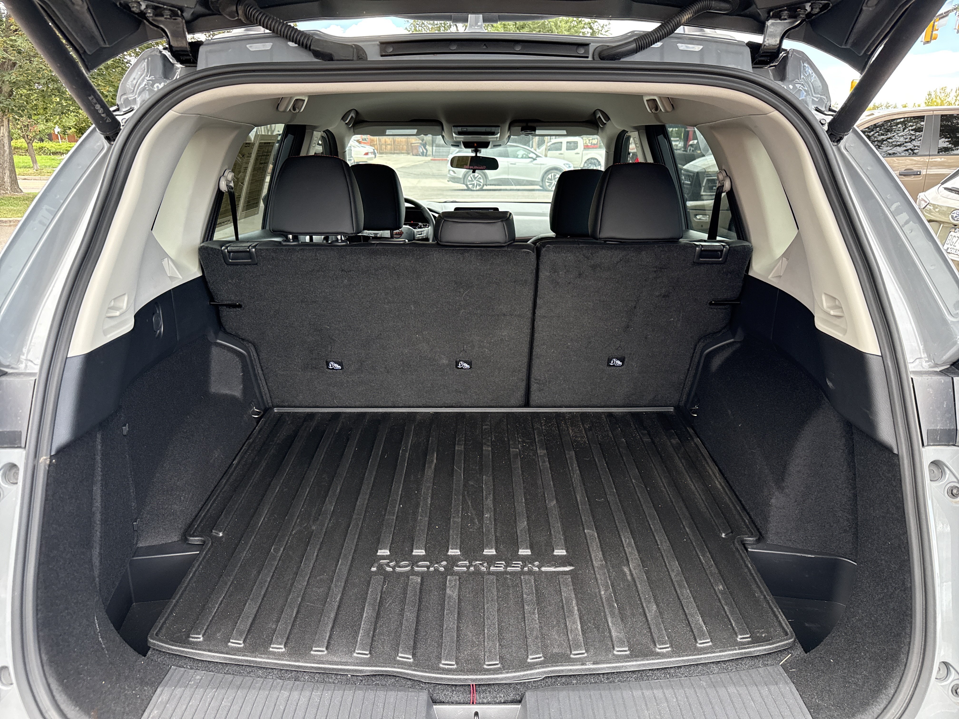 Certified 2025 Nissan Rogue SV AWD/4WD image 9
