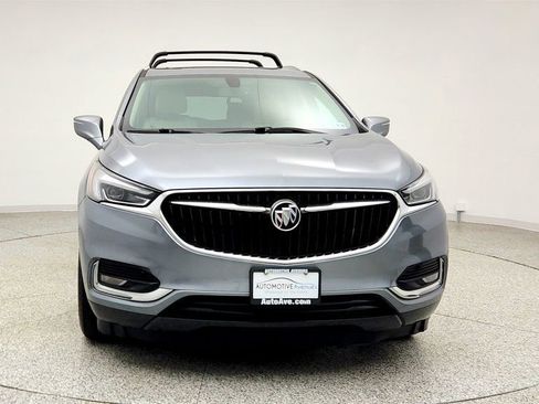 Used 2021 Buick Enclave Essence w/ Sound and Sites Package image 2