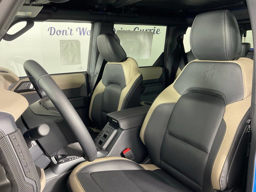 New 2026 Ford Bronco Big Bend w/ Black Diamond Package AWD/4WD image 14