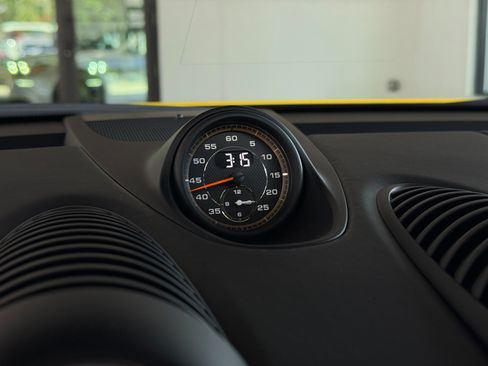 Used 2025 Porsche 718 Cayman GT4 RS RWD image 44