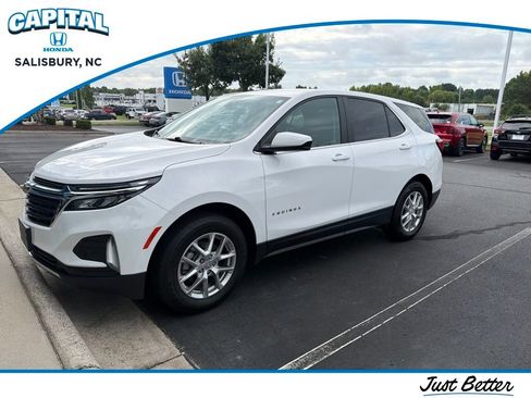 Used 2024 Chevrolet Equinox LT AWD/4WD image 1