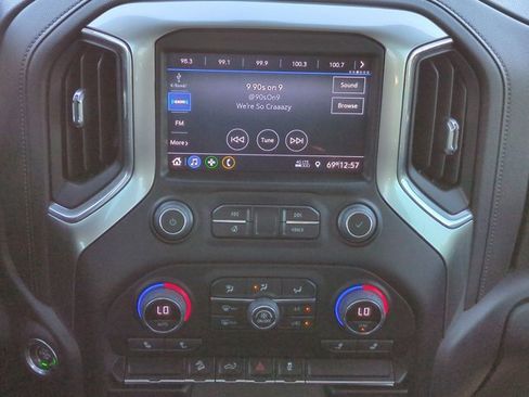 Used 2021 Chevrolet Silverado 1500 LT Trail Boss w/ Bed Protection Package image 18